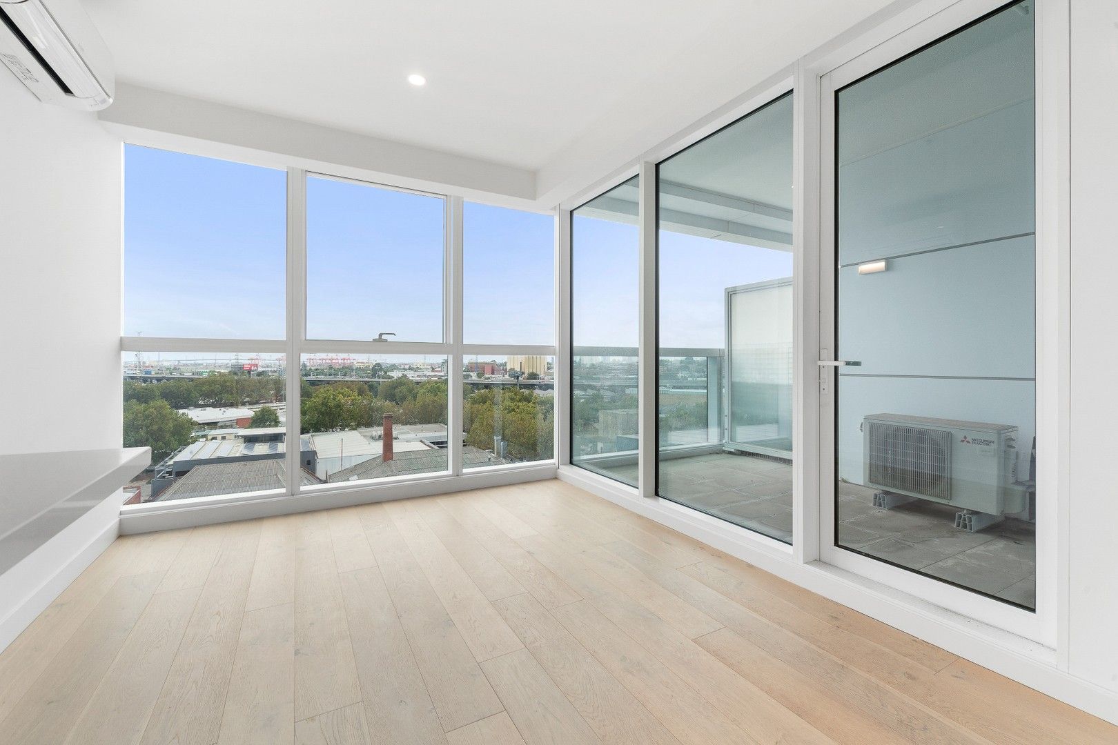 1 bedrooms Apartment / Unit / Flat in M702/168 Macaulay Road NORTH MELBOURNE VIC, 3051