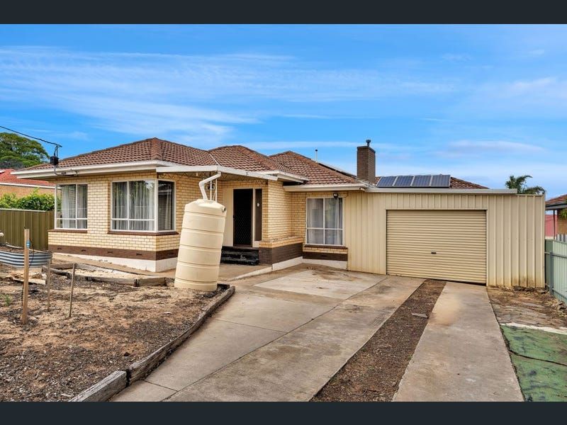 4 bedrooms House in 10 Booth Avenue MORPHETT VALE SA, 5162