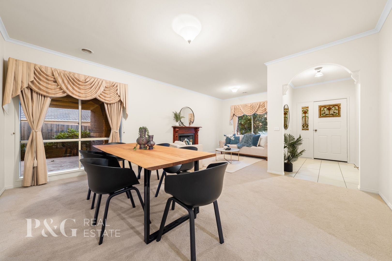 14 Dorchester Drive, Narre Warren South VIC 3805, Image 1