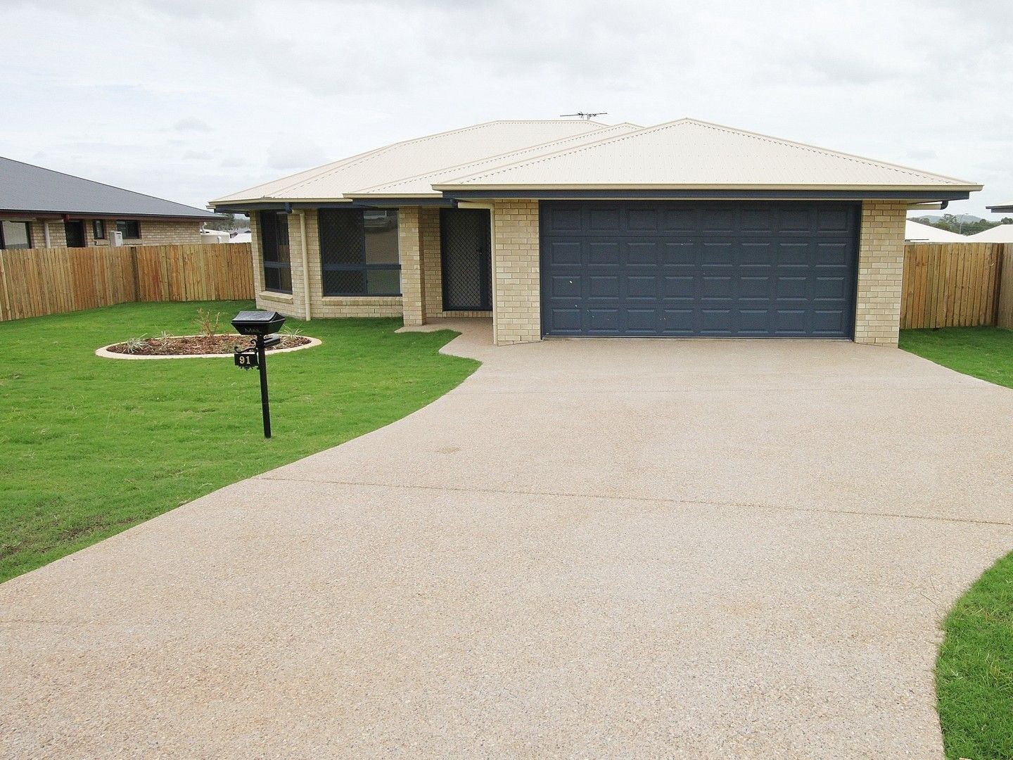4 bedrooms House in 91 Abby Drive GRACEMERE QLD, 4702