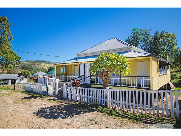 1 Lukin Street, Mount Morgan QLD 4714