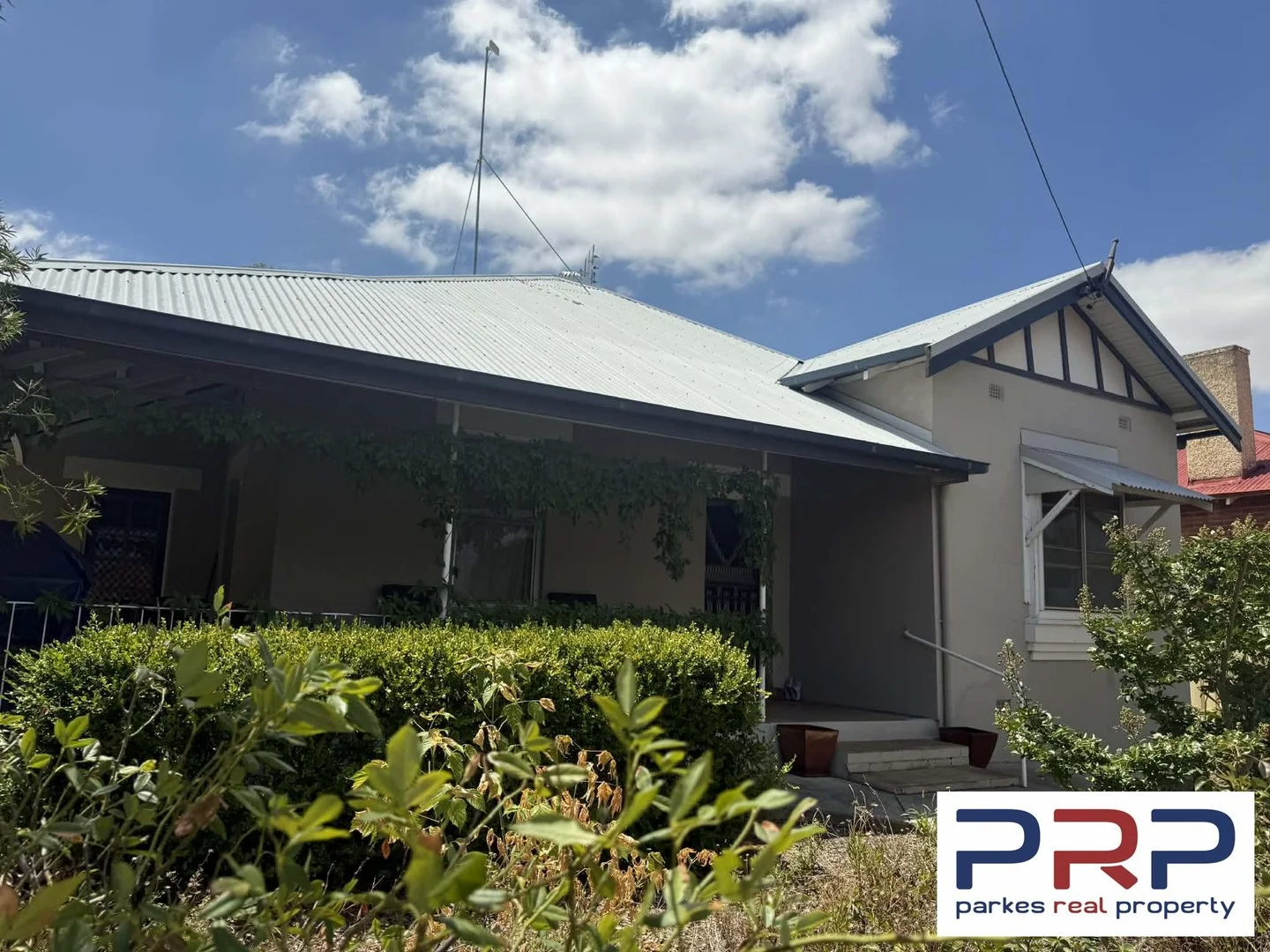 54 Orange Street, Parkes NSW 2870