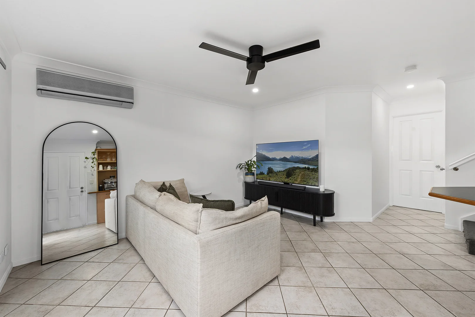 Additional image 11 of 1/80 Victoria Terrace, Greenslopes QLD 4120