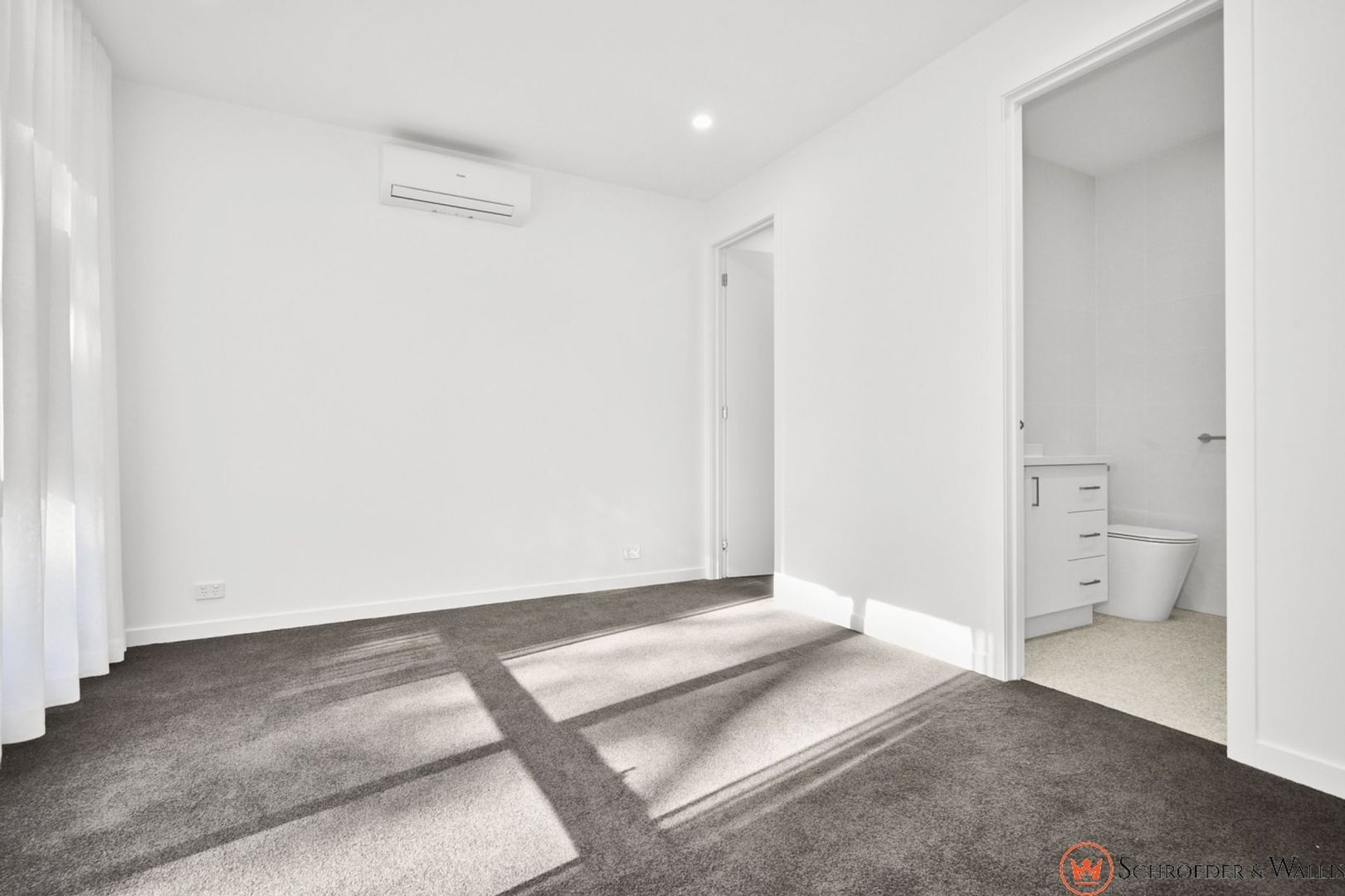 1/32 Lincoln Road, Croydon VIC 3136, Image 2