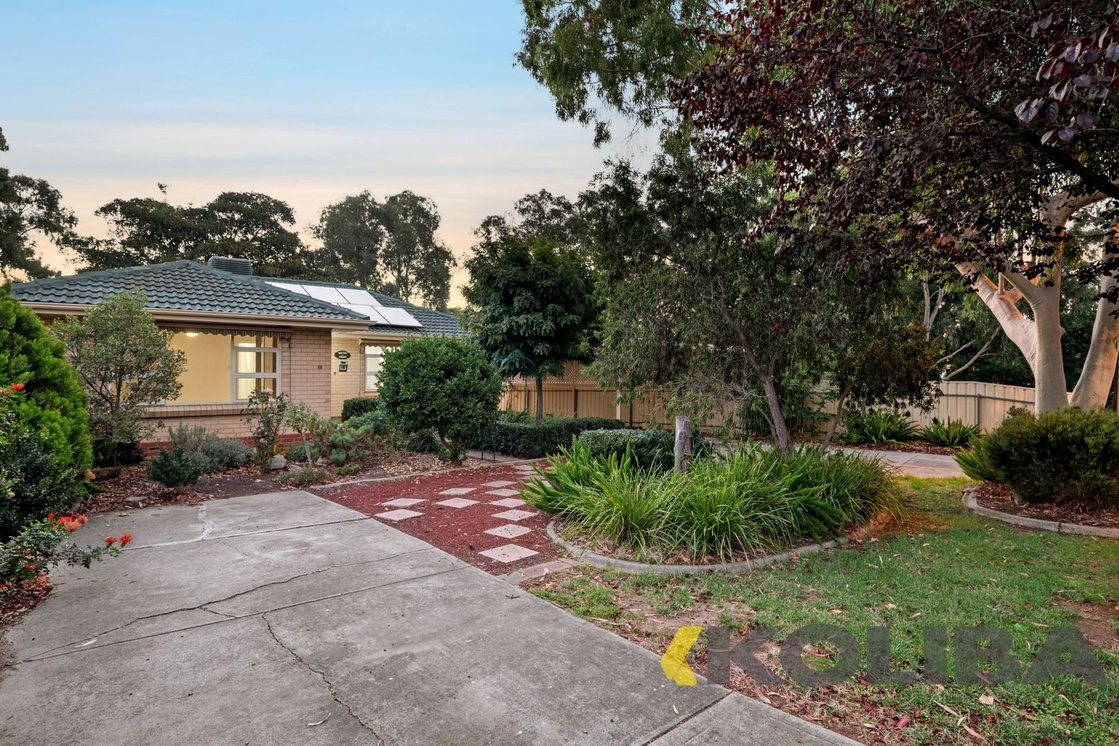 18 Flockhart Avenue, Valley View SA 5093, Image 2