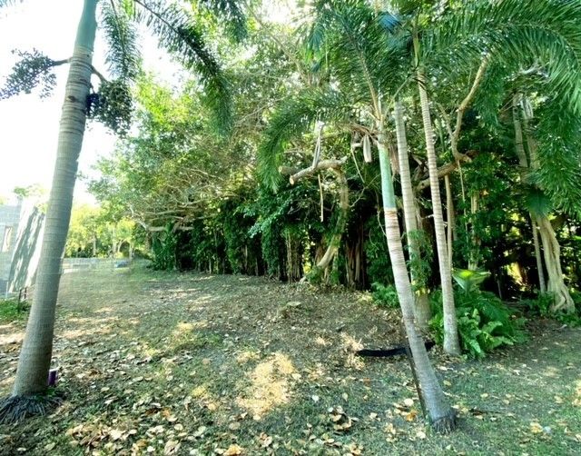 Lot 18/11-19 Esplanade, Picnic Bay QLD 4819, Image 1