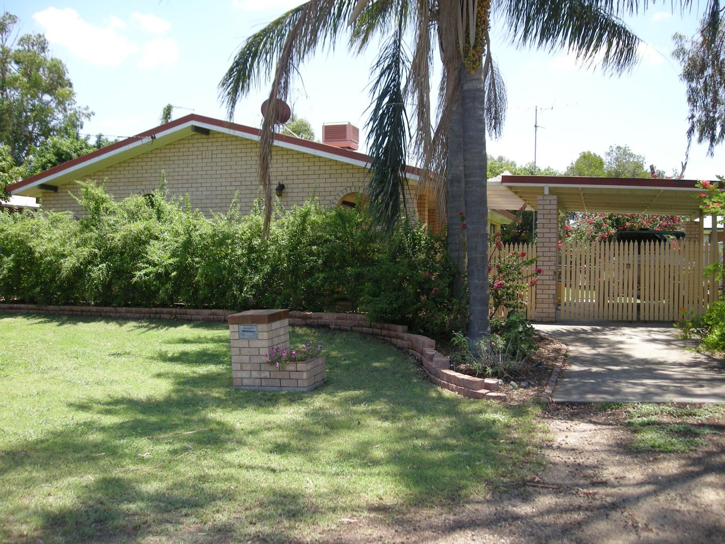 99 Winton Street, Goondiwindi Property History & Address Research