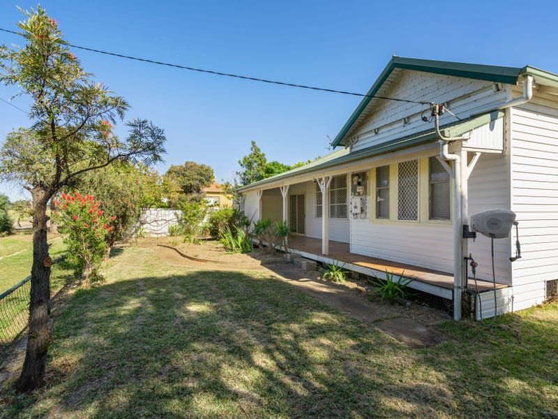 45 Ferrier Street, Narrandera NSW 2700 House For Rent Domain