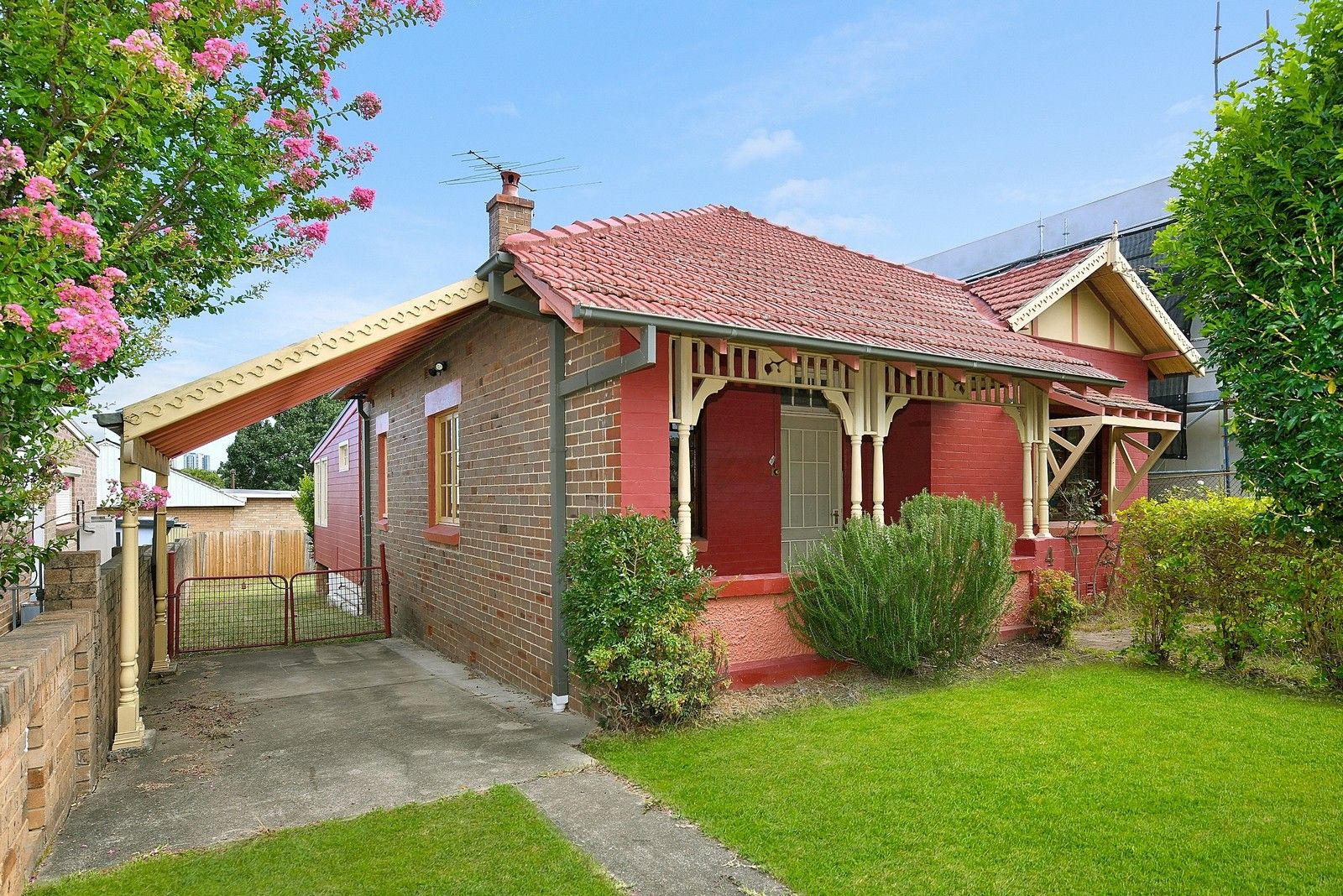 4 bedrooms House in 4 Pitt Street CONCORD NSW, 2137