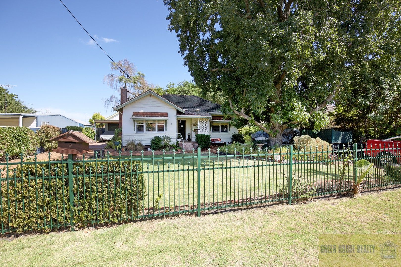 3 bedrooms House in 9 Congdon Avenue PINJARRA WA, 6208