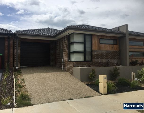 48 Elmtree Crescent, Clyde North VIC 3978