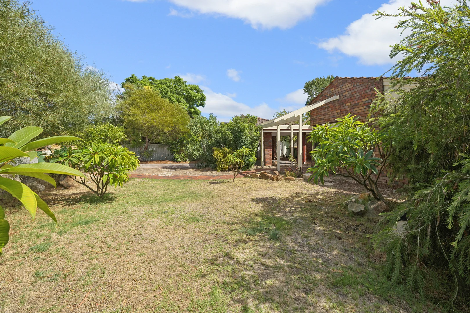 Additional image 3 of 9 Laughton Way, Leeming WA 6149