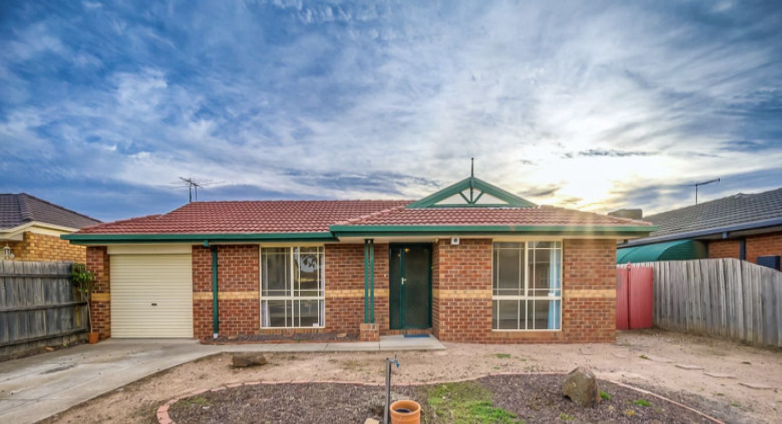 4 bedrooms House in 26 Doubell Boulevard TRUGANINA VIC, 3029