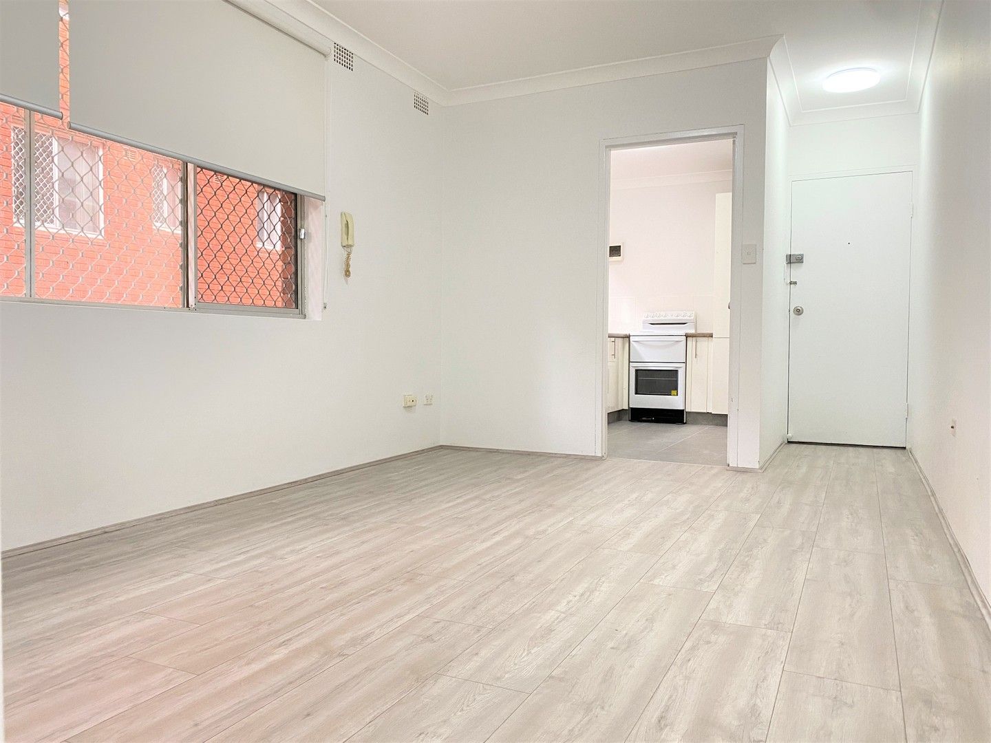 1 bedrooms Apartment / Unit / Flat in 42 Meadow Crescent MEADOWBANK NSW, 2114