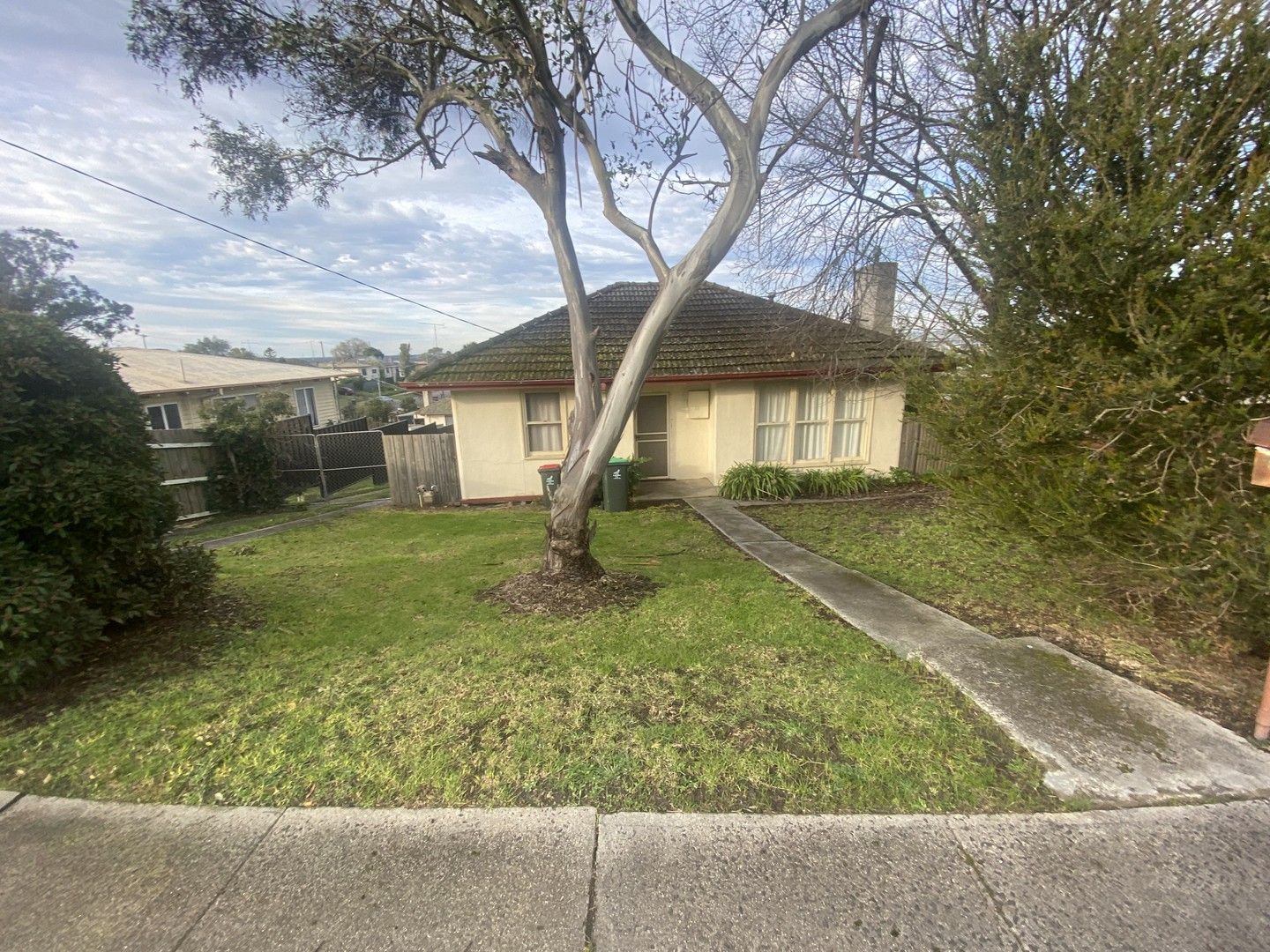 2 bedrooms House in 26 Butters Street MORWELL VIC, 3840