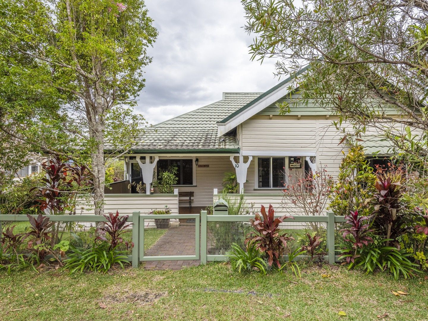 10 Parade Street, Girards Hill NSW 2480, Image 0