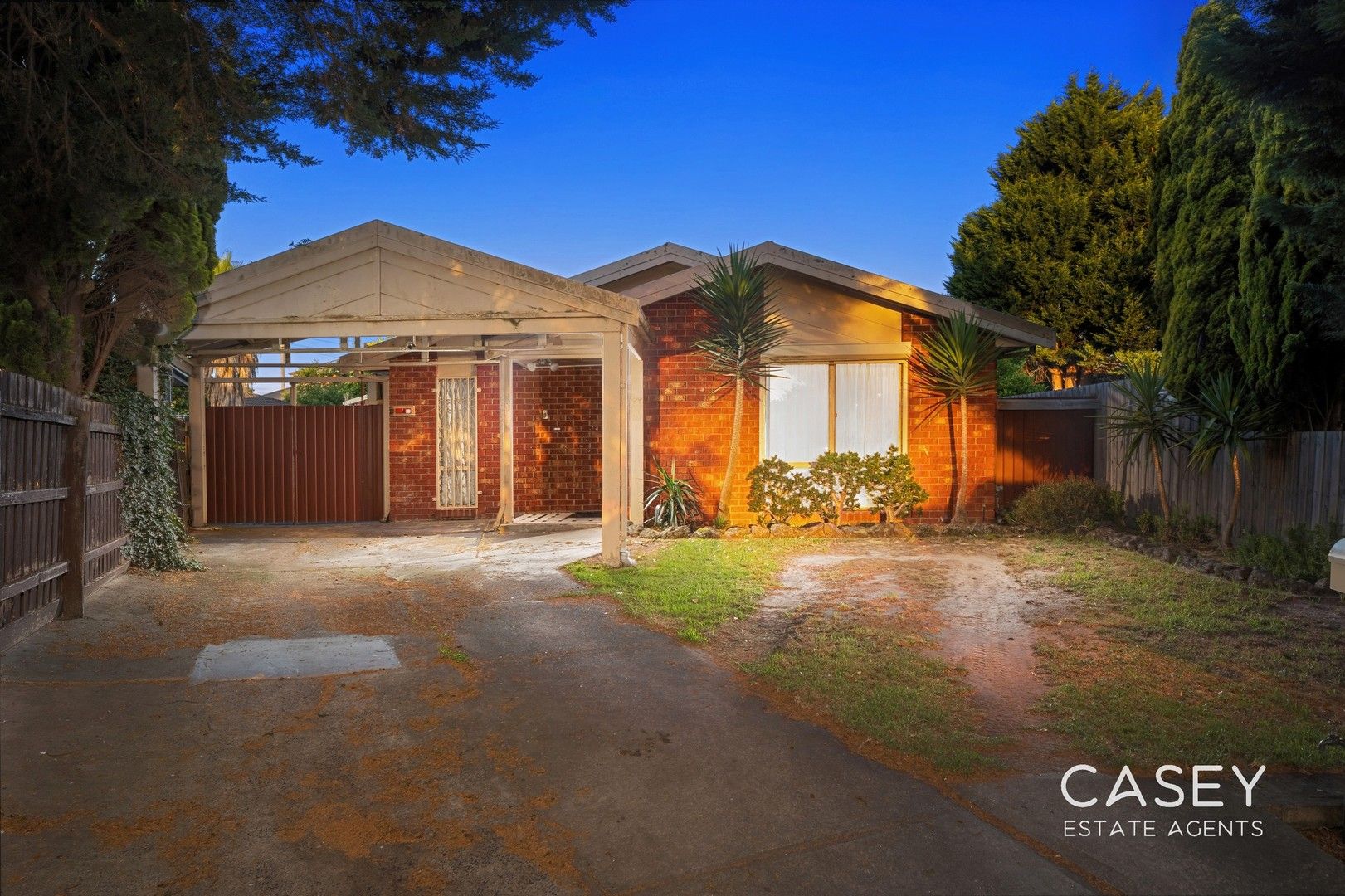 4 bedrooms House in 13 Mosig Court HAMPTON PARK VIC, 3976