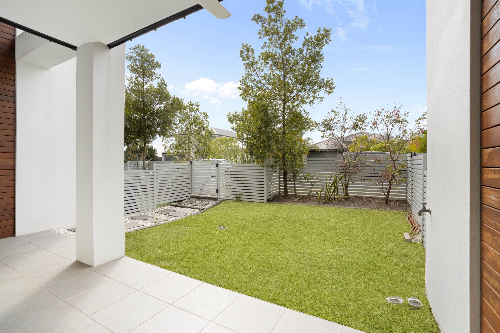 2/3 Gatina Crescent, Coomera QLD 4209, Image 2