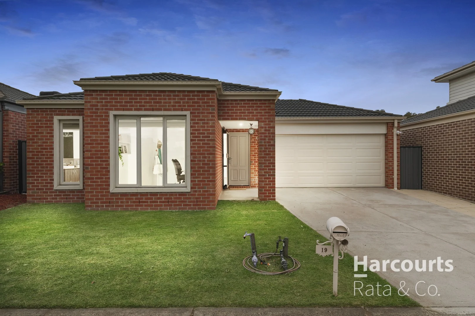 Primary image of 19 Yumbarra Parade, Wollert VIC 3750