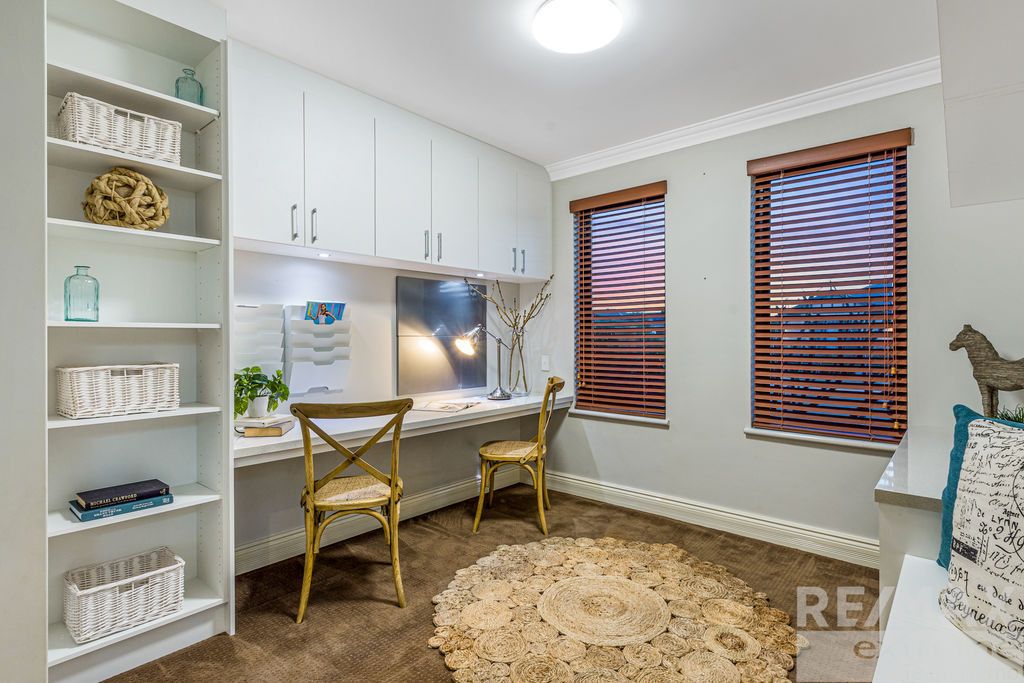 12 Cozens Road, Tapping WA 6065, Image 2