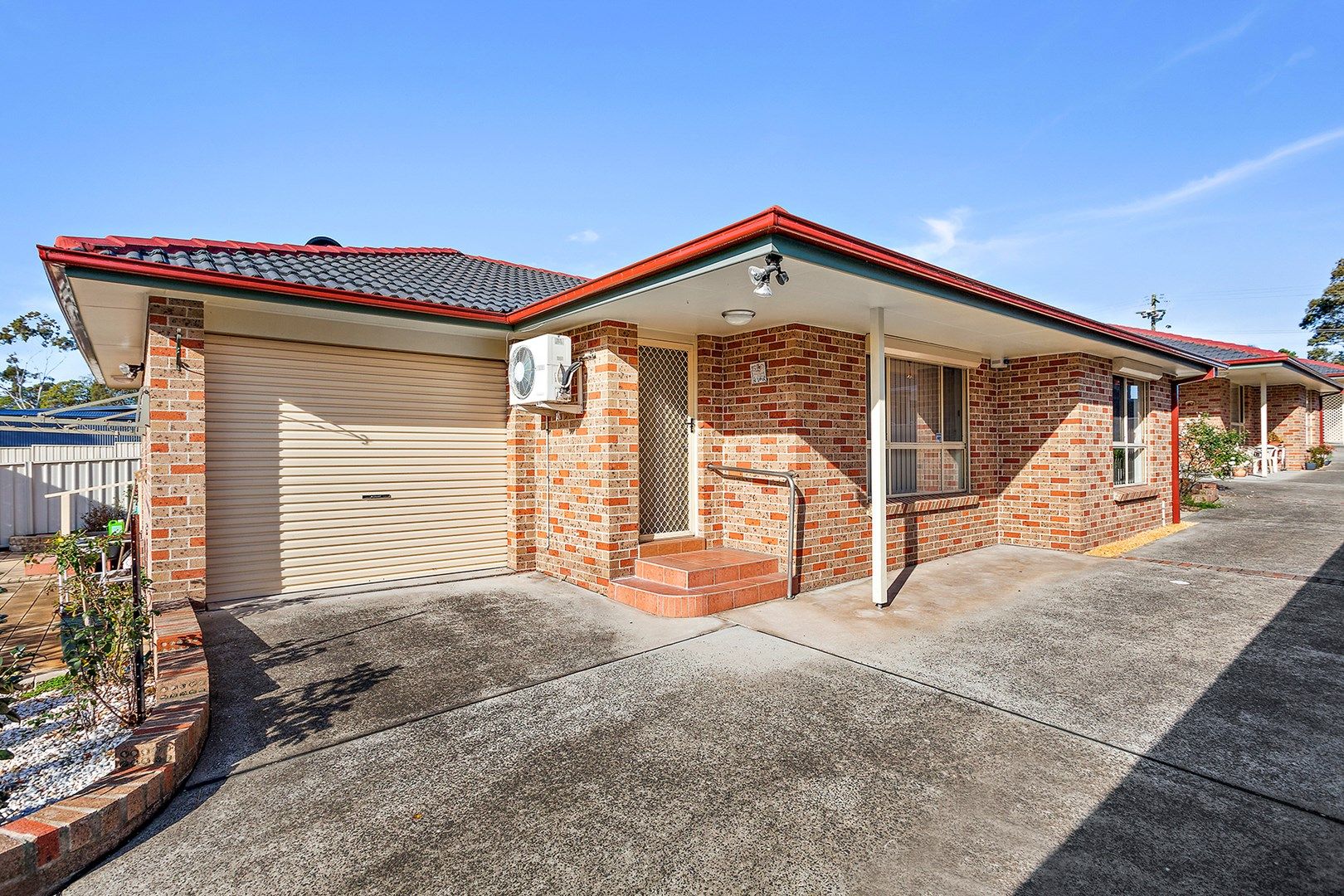 3/225 Princes Highway, Albion Park Rail Property History & Address