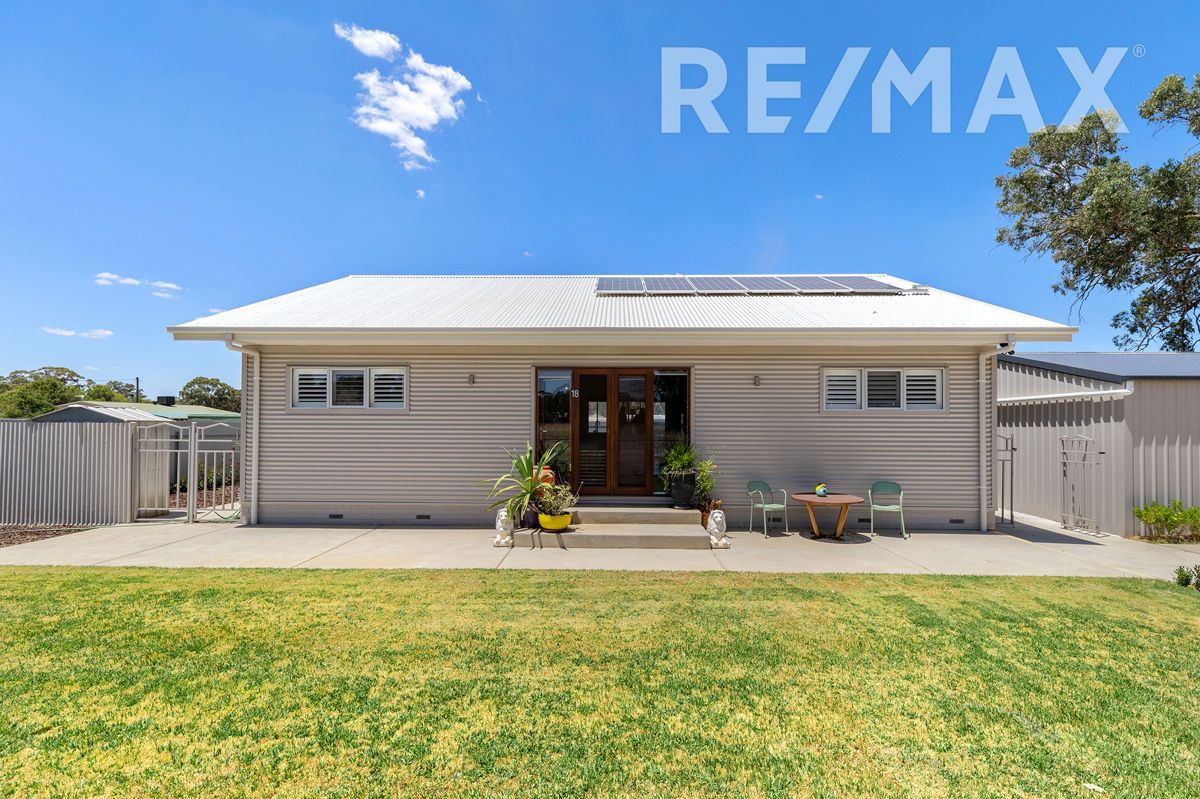 18 Bull Street, Currawarna NSW 2650, Image 1