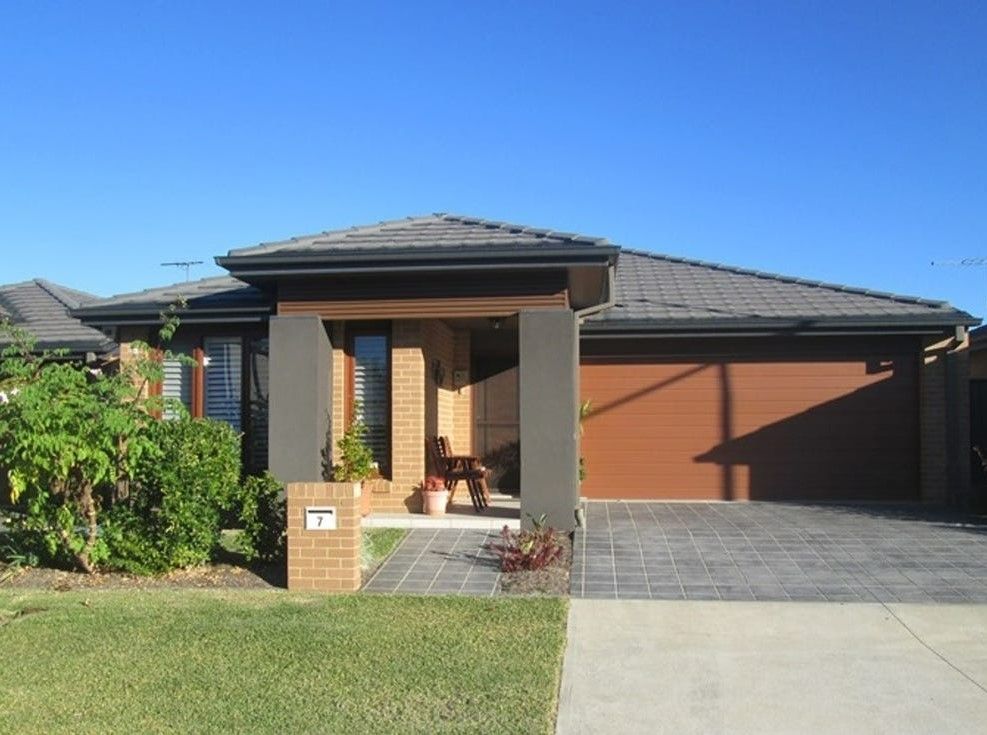 7 Harding Close, Ropes Crossing NSW 2760 House For Rent 620 Domain