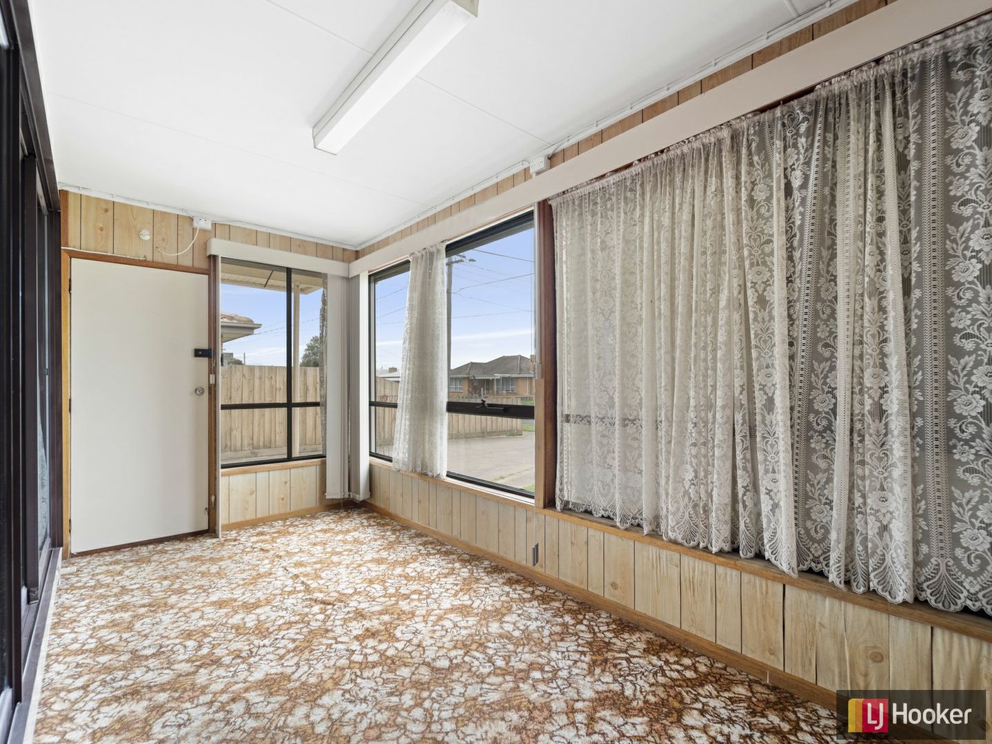 38 Poplar Street, Newcomb VIC 3219, Image 2