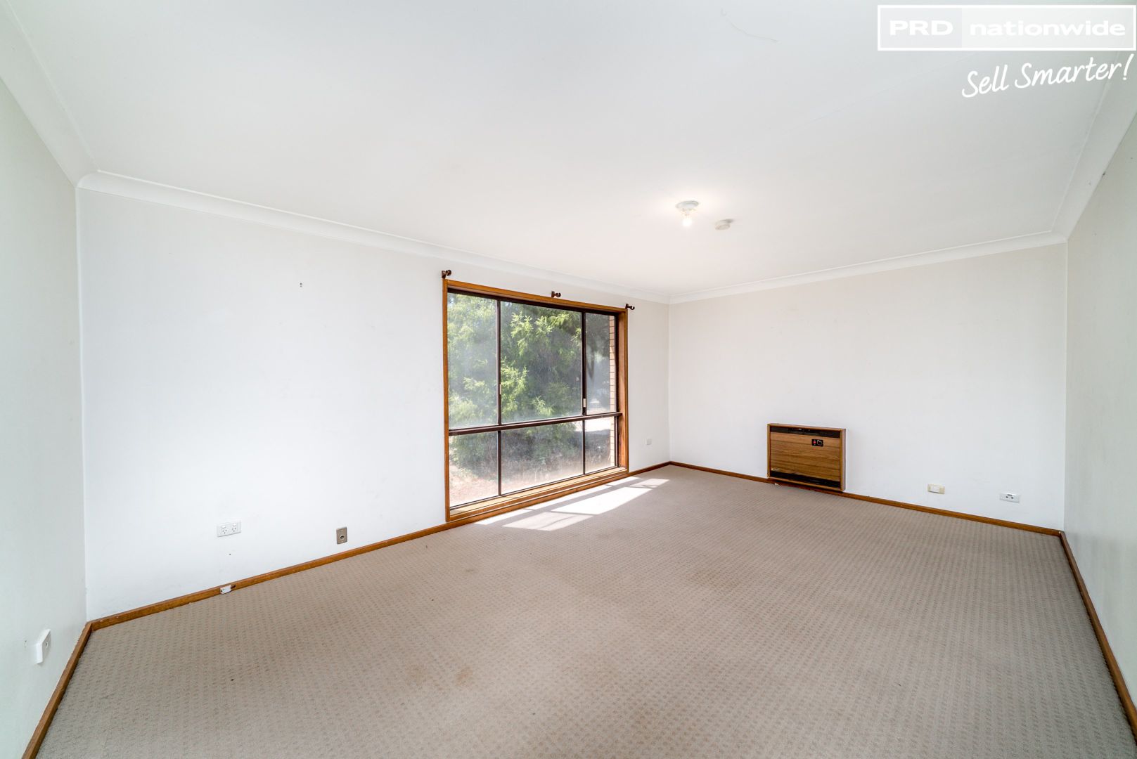 30 Pinaroo Drive, Glenfield Park NSW 2650, Image 2