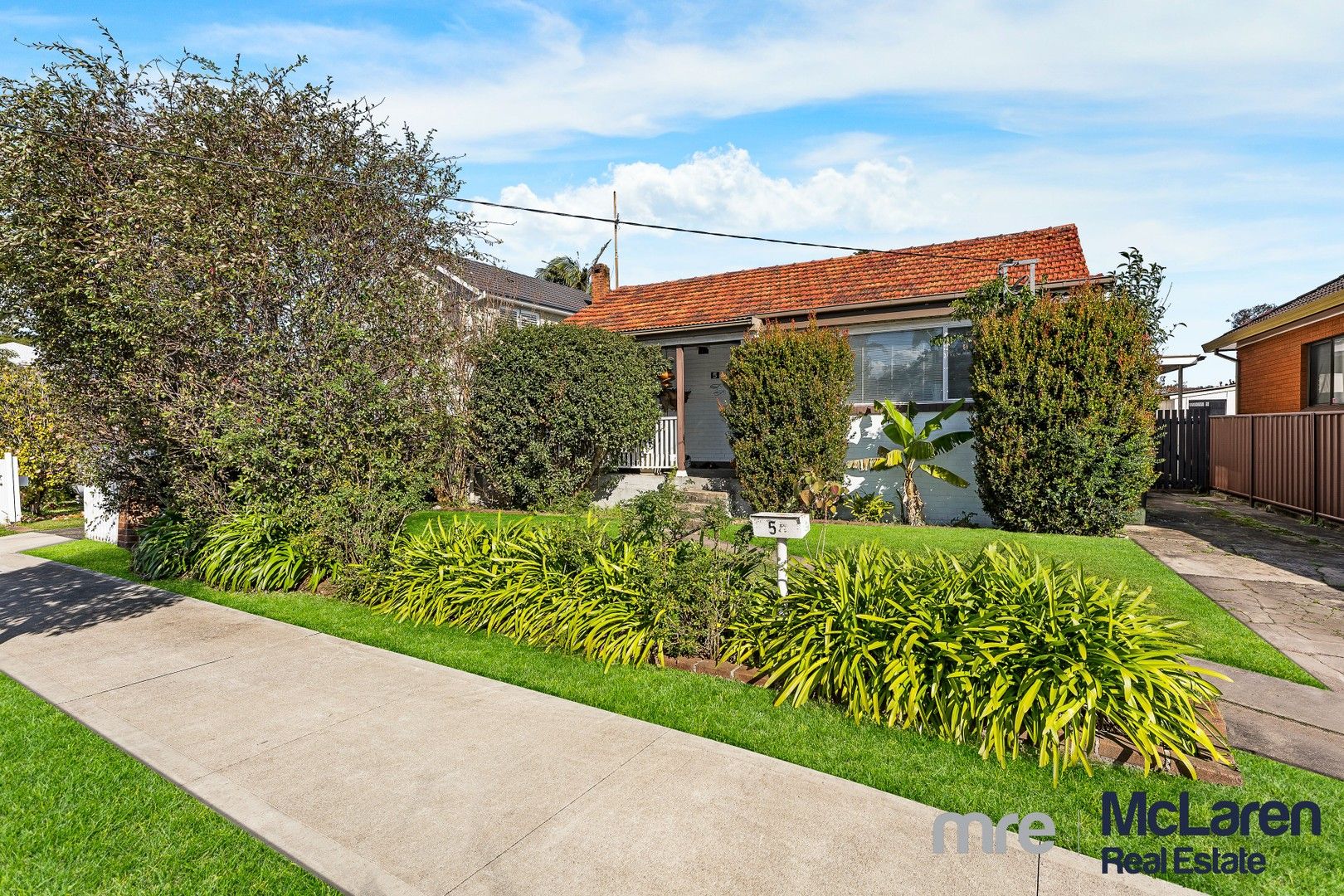 5 Exeter Avenue, North Wollongong NSW 2500, Image 0