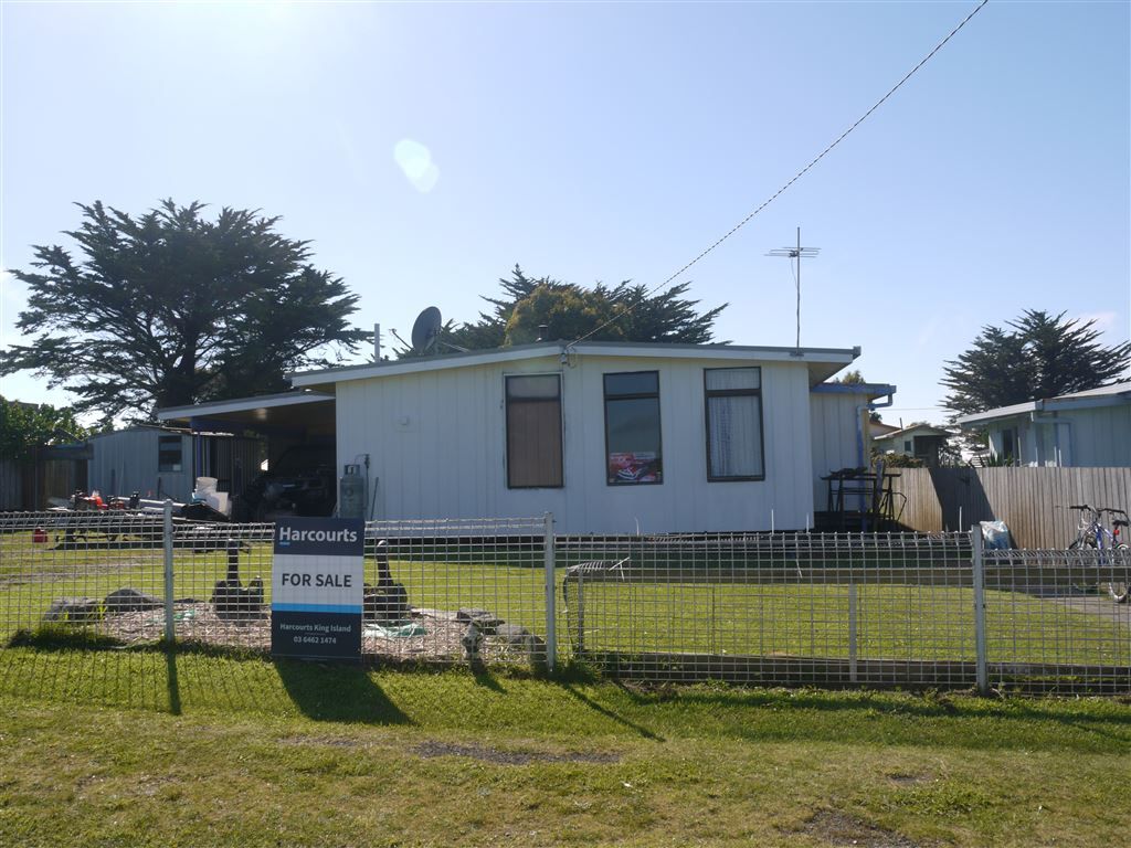 20 Blackwood Street, Grassy TAS 7256, Image 0