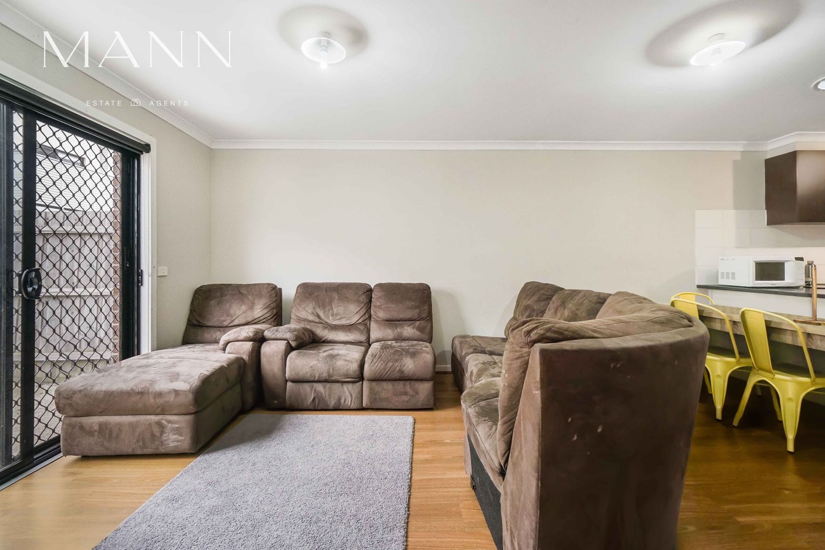 1/12 Kirkland Court, Epping VIC 3076, Image 2