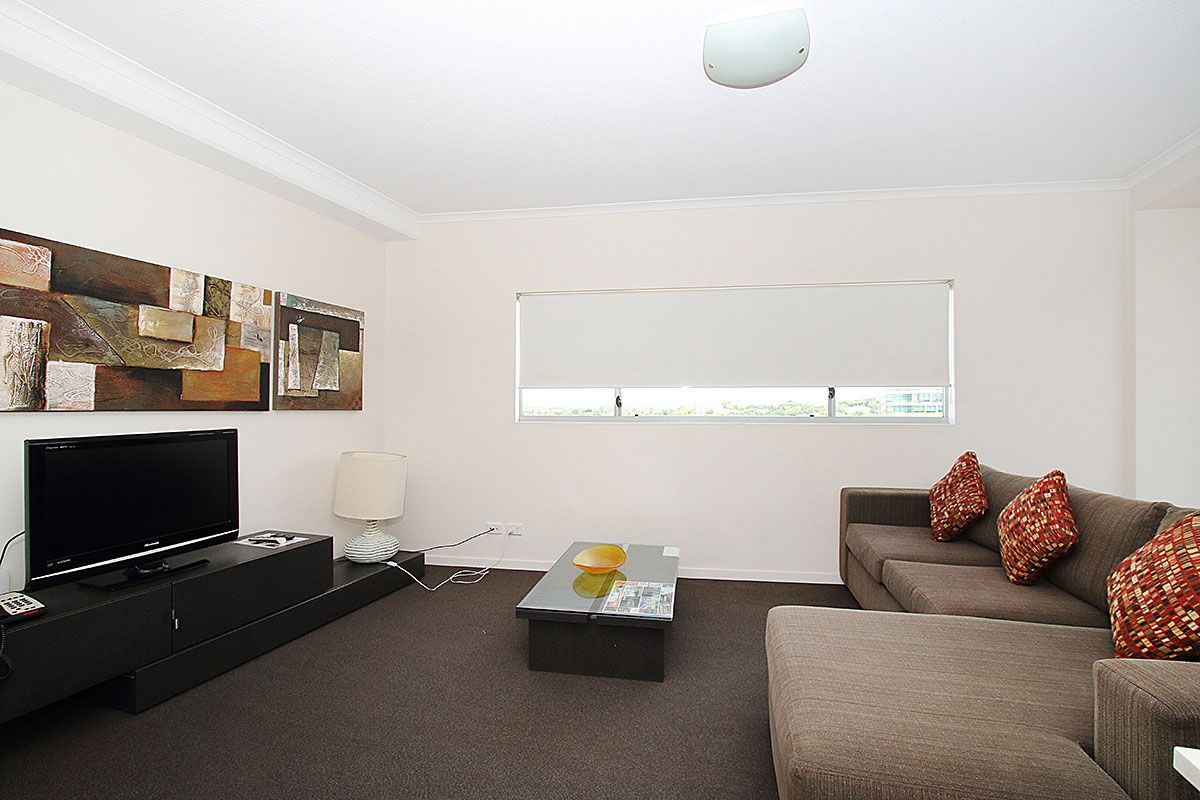 1301/11 Ellenborough Street, Ipswich QLD 4305, Image 2