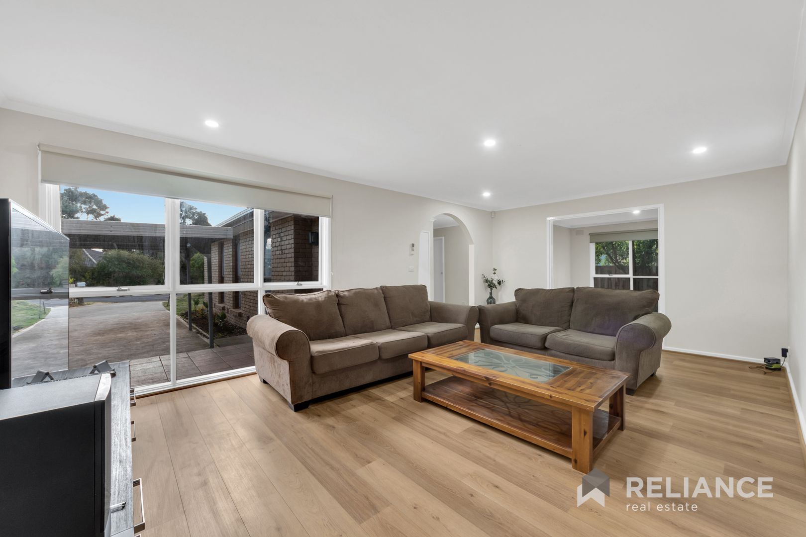 2/7 McIntosh Avenue, Hoppers Crossing VIC 3029, Image 1