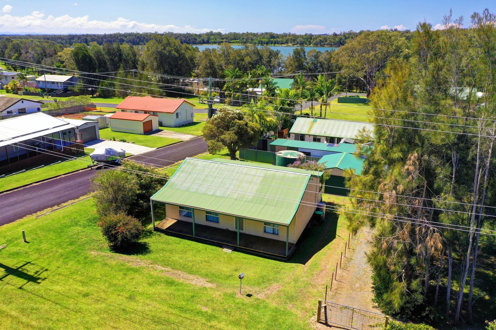 32 Warralong Street, Coomba Park NSW 2428, Image 1