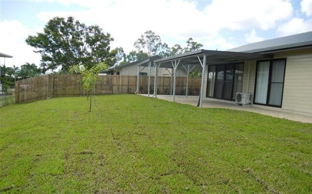 3 bedrooms Apartment / Unit / Flat in B/14 Parkinson Street COLLINSVILLE QLD, 4804