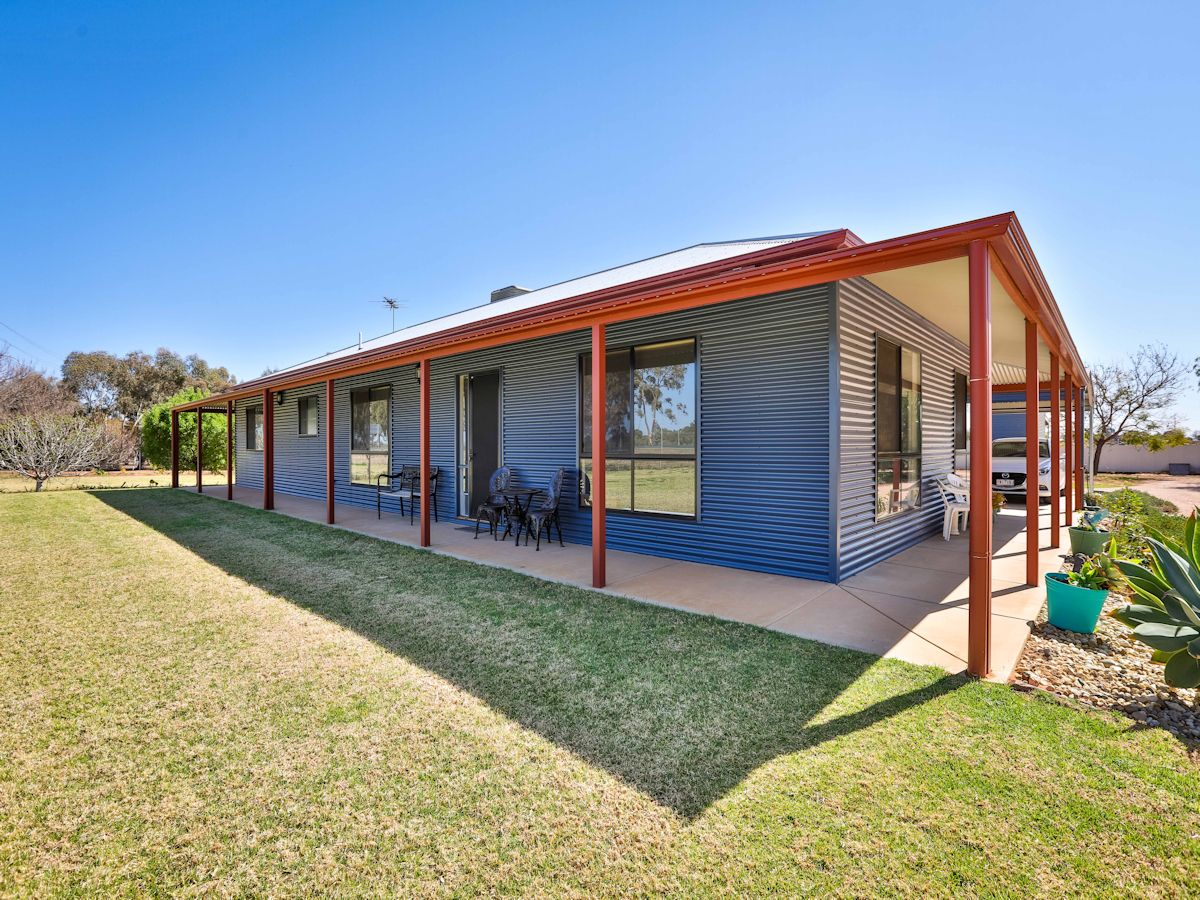 1806 Silver City Highway, Dareton NSW 2717, Image 0