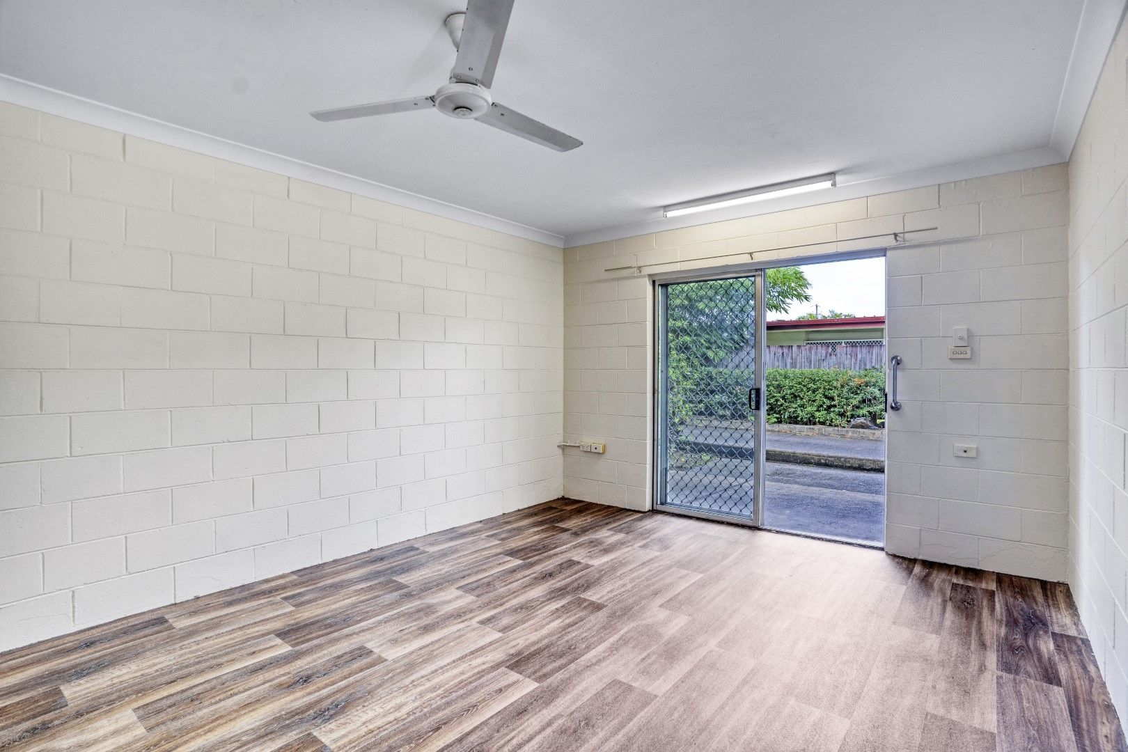 3/50 Alfred Street, Manunda QLD 4870, Image 2