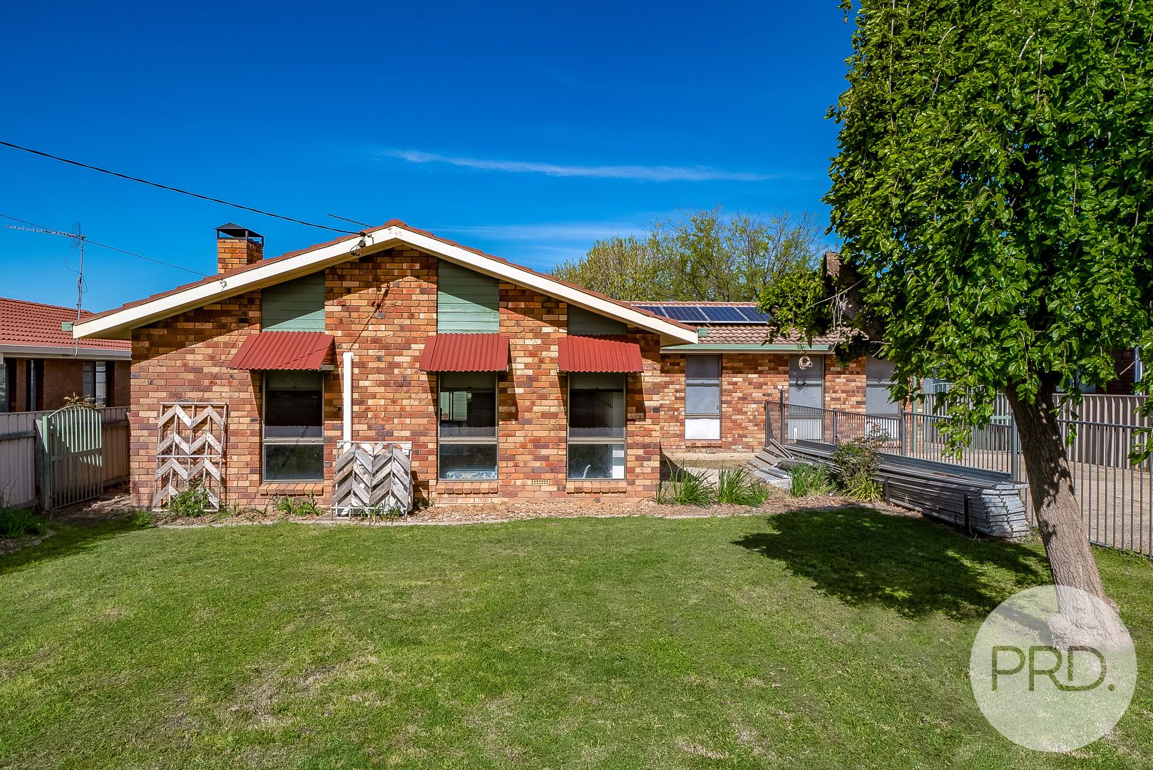 23 Gregory Crescent, Lake Albert Property History & Address Research Domain