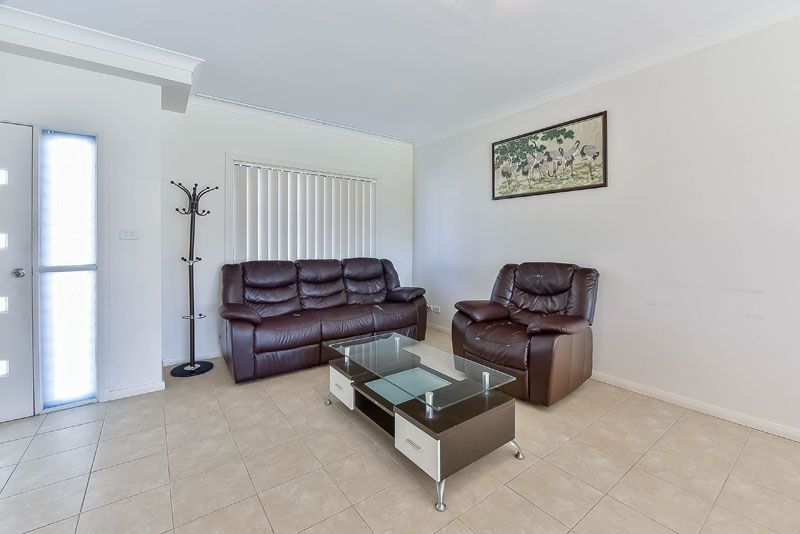 15/16-20 Myee Road, Macquarie Fields NSW 2564, Image 1