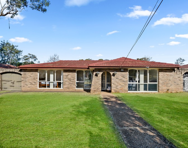 2 Hope Crescent, Bossley Park NSW 2176