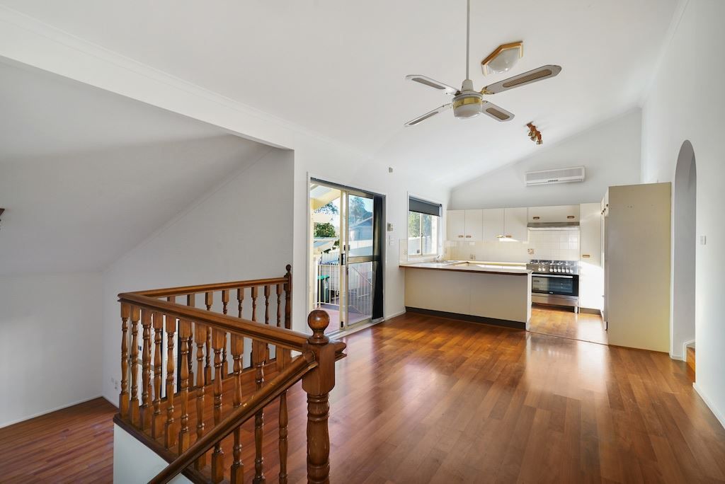 4 Bundeena Road, Woodbine NSW 2560, Image 2