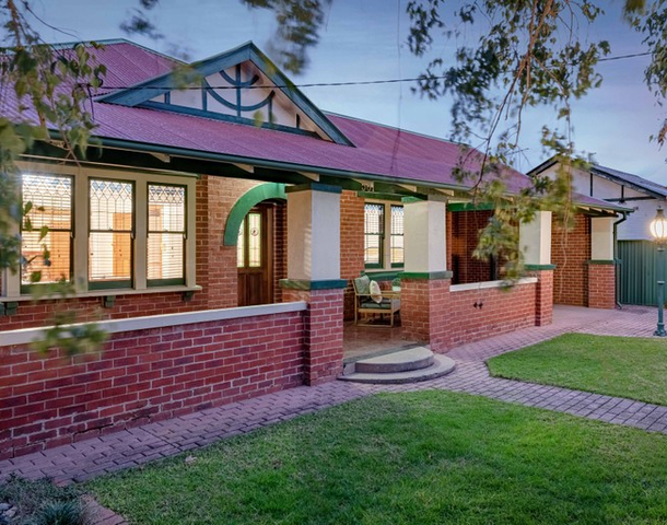 561 Hovell Street, South Albury NSW 2640