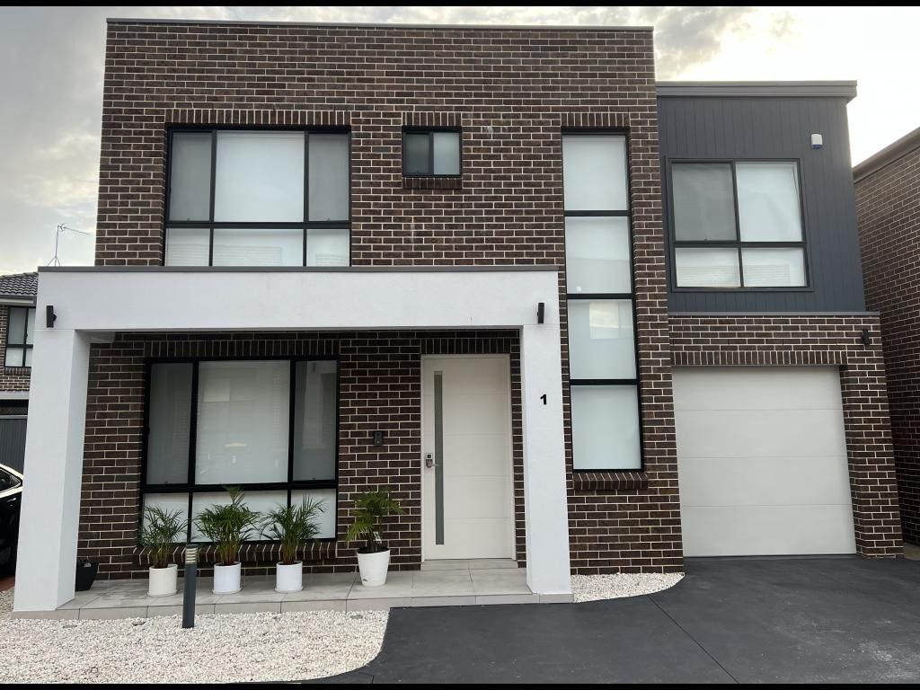 4 bedrooms House in 1 Hopwood Glade QUAKERS HILL NSW, 2763