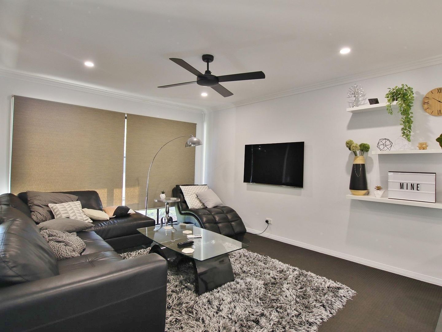 7/15 Parkside Place, Norman Gardens QLD 4701, Image 2