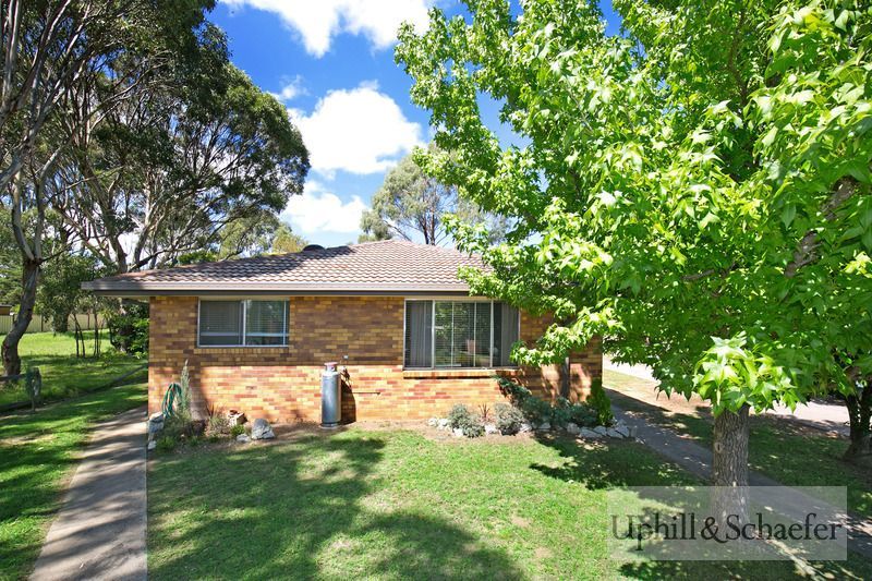 DUPLEX Kuranda Avenue, Armidale NSW 2350, Image 1