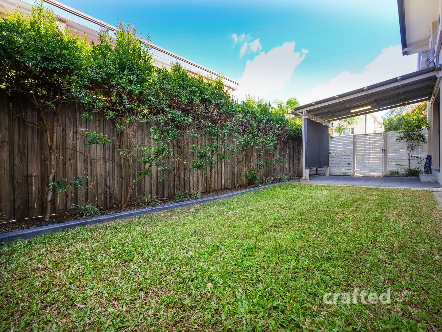 1/3 Honeysuckle Street, Mansfield QLD 4122, Image 2