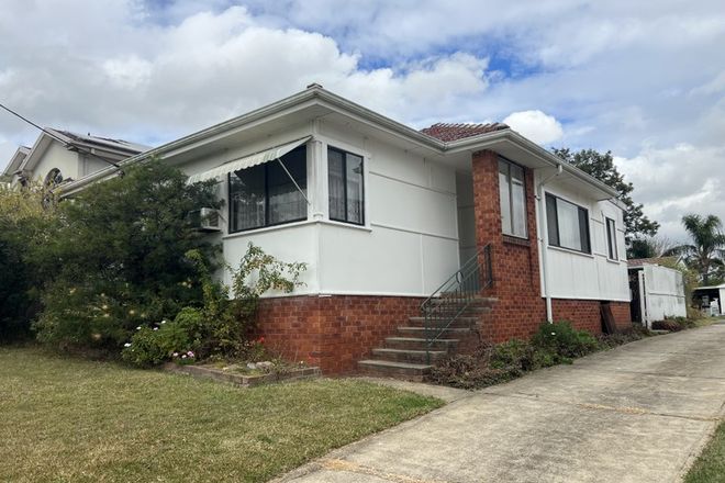 Picture of 4 Killeen Street, WENTWORTHVILLE NSW 2145
