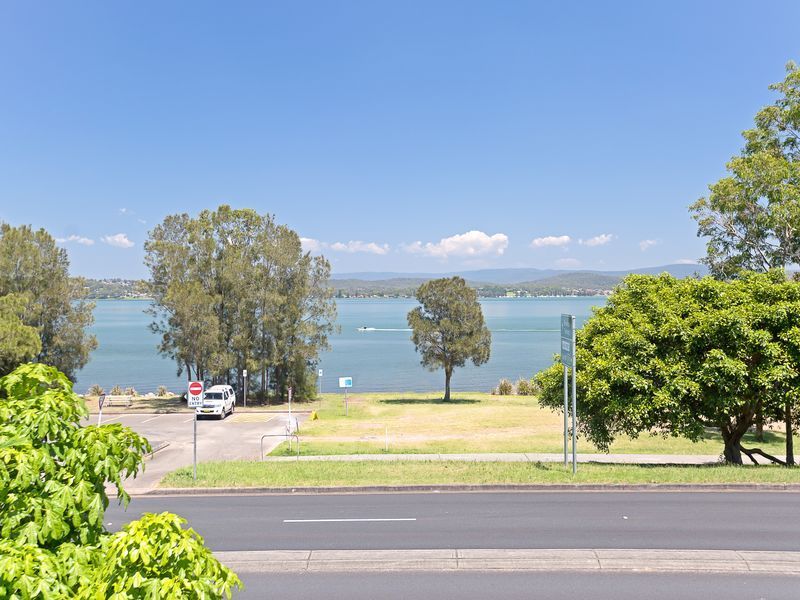 1/492 The Esplanade, Warners Bay NSW 2282, Image 0