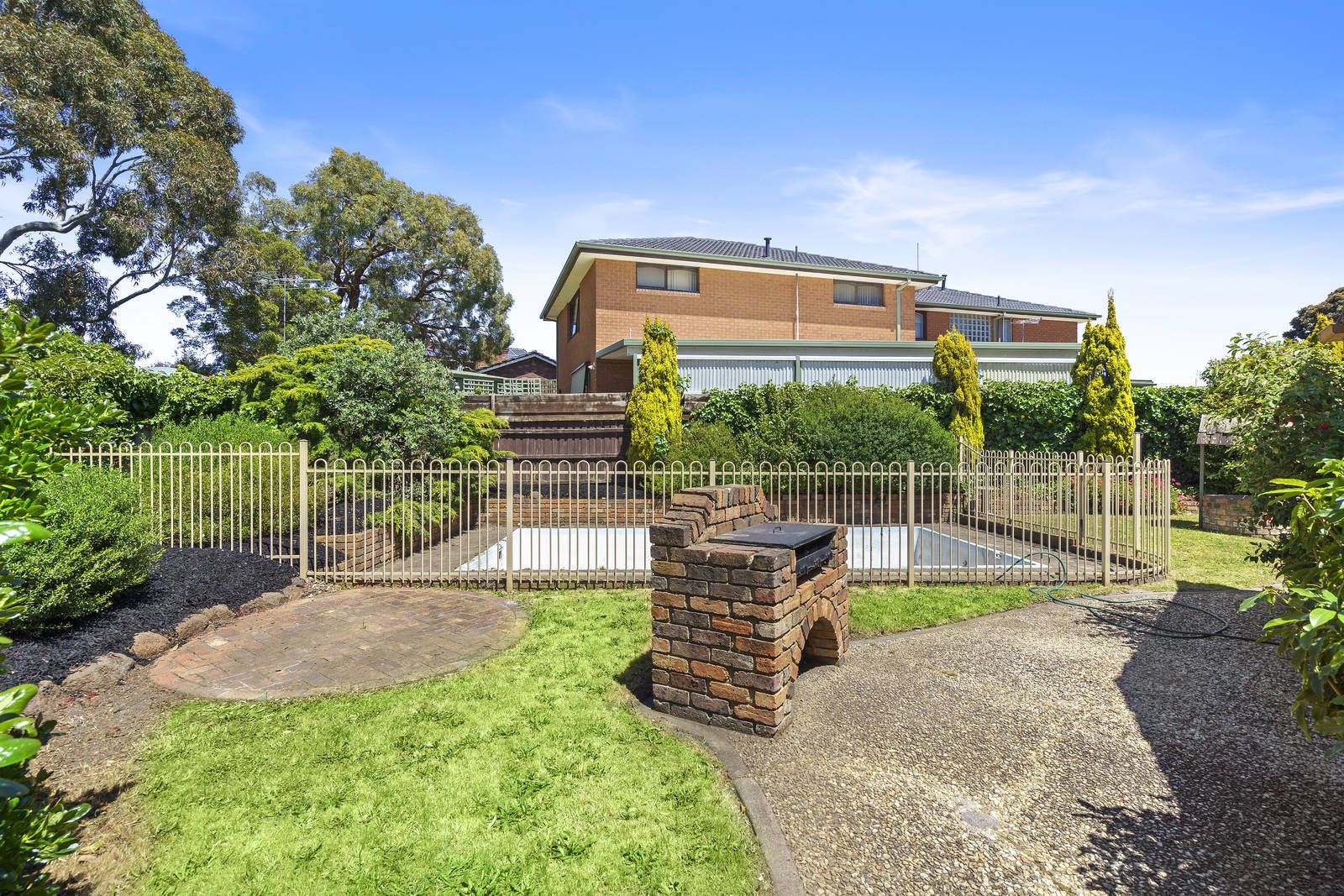 8 Maxine Court, Mentone VIC 3194, Image 1